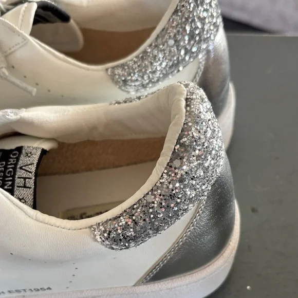 Vintage Havana Cream Sneakers with Silver Accents - Picture 3 of 11